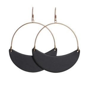 Nickel and Suede Black Aster Hoops Leather Earrings